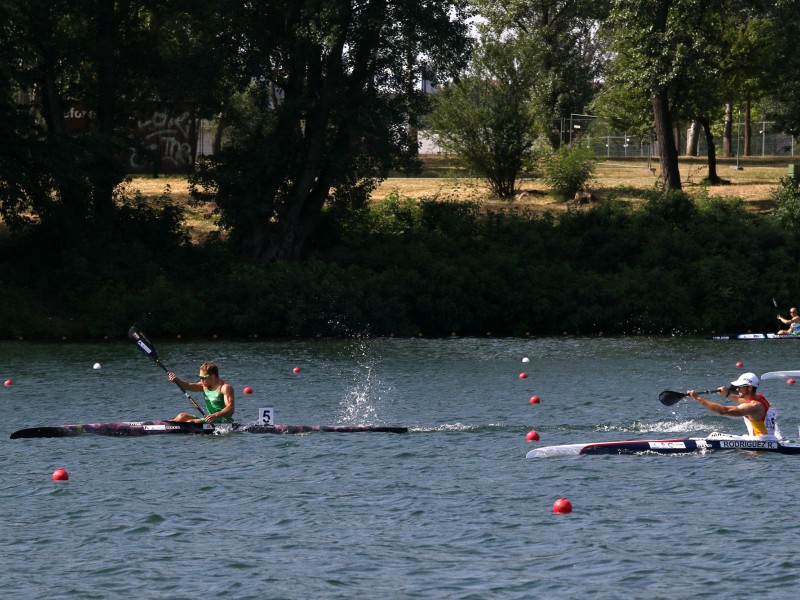 In the opening day of Canoe Sprint European Championships no problems for favourites