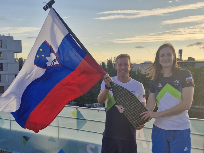 Strong canoeing representation of the Paris 2024 Flag Bearers