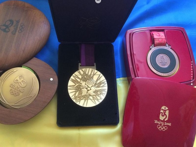 Yuriy Cheban puts Olympic medals on auction