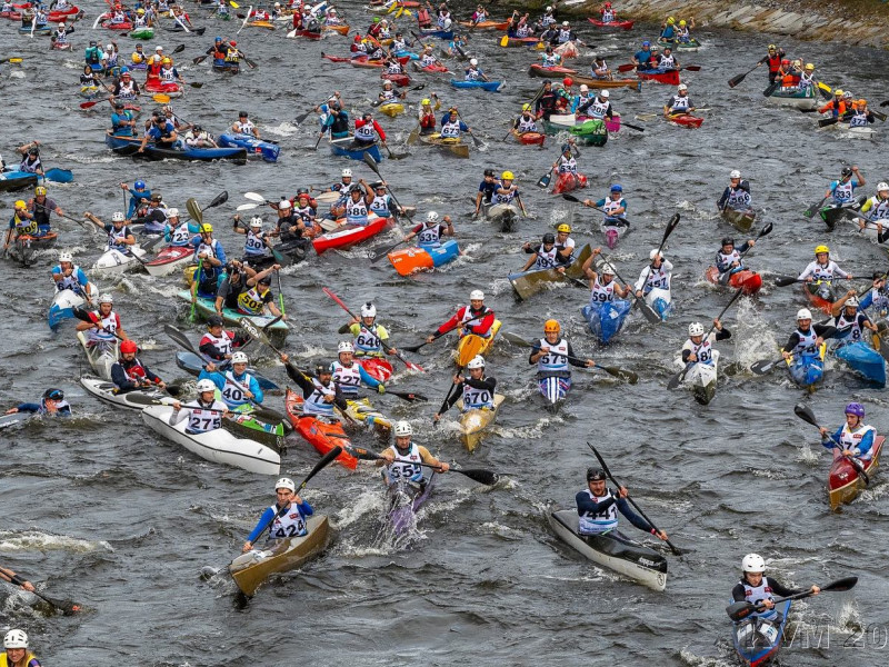 Nico Paufler and Niklas Heuser winners of the 2023 Krumlov Canoe Marathon