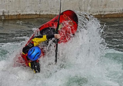 Sebastien Devred in great form on the opening day of Canoe Freestyle European Championships