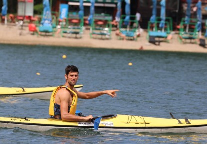 Tennis star Novak Djoković takes up canoeing