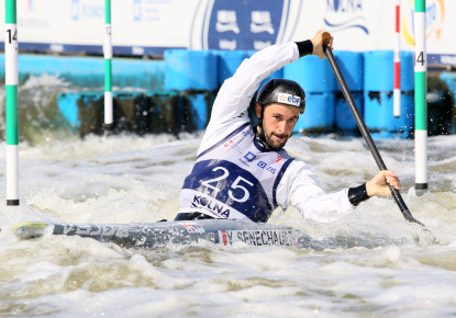 France, Czechia and Slovenia took the lead in canoe heats